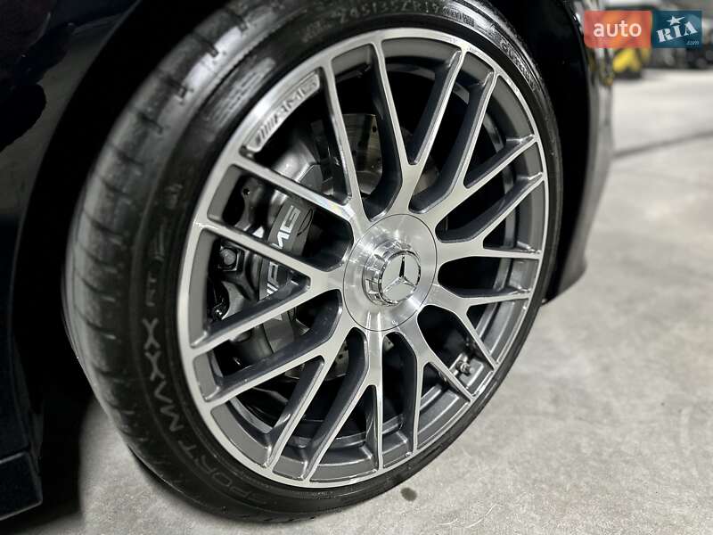 Седан Mercedes-Benz C-Class 2019 в Днепре