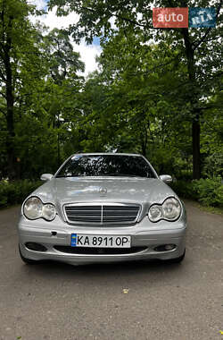 Универсал Mercedes-Benz C-Class 2003 в Киеве