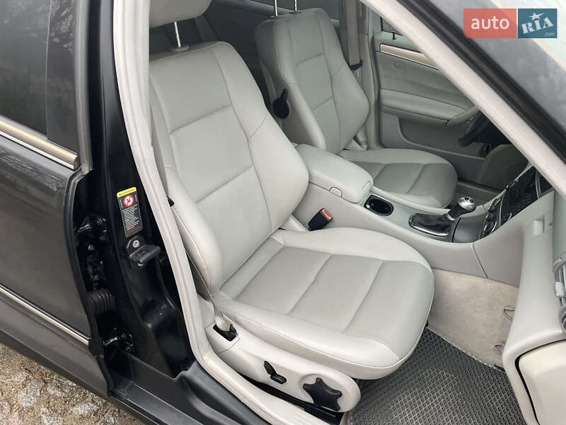 Седан Mercedes-Benz C-Class 2004 в Умані