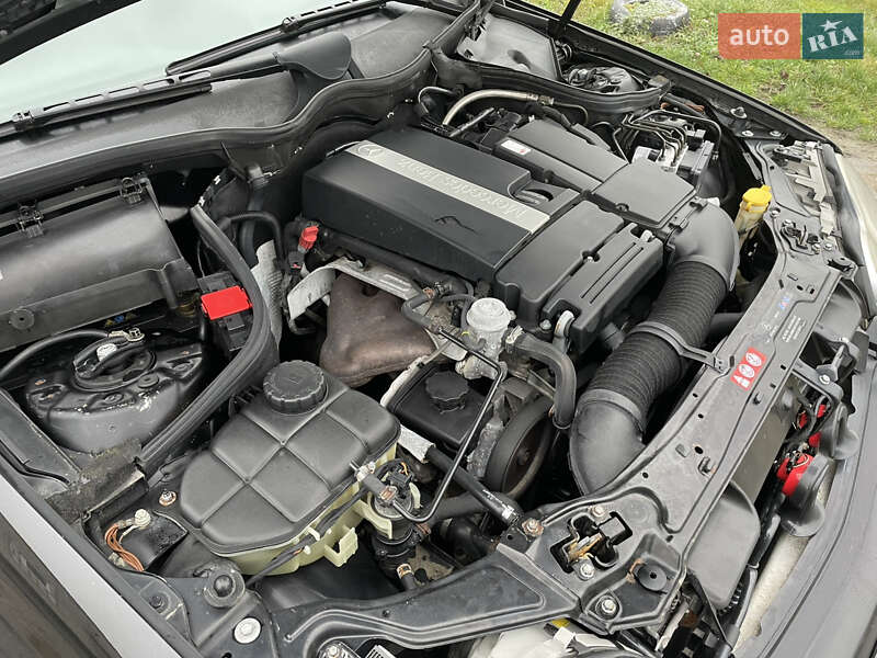 Седан Mercedes-Benz C-Class 2004 в Умані