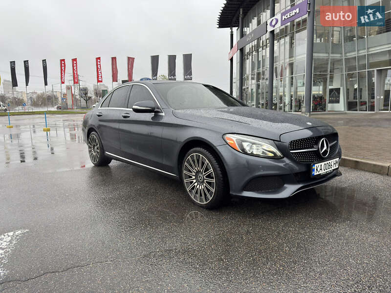 Седан Mercedes-Benz C-Class 2014 в Киеве