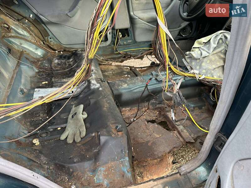 Седан Mercedes-Benz C-Class 1997 в Одессе фото 3 Седан Mercedes-Benz C-Class 1997 в Одессе