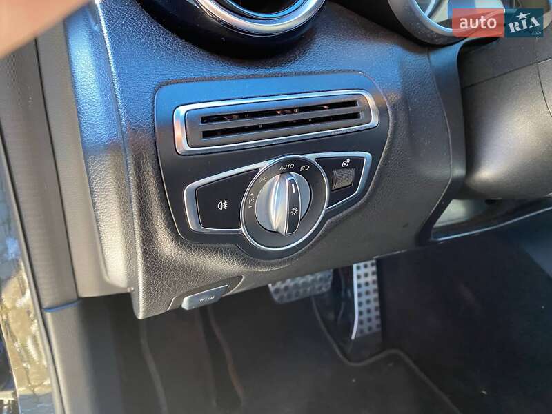 Седан Mercedes-Benz C-Class 2019 в Львове