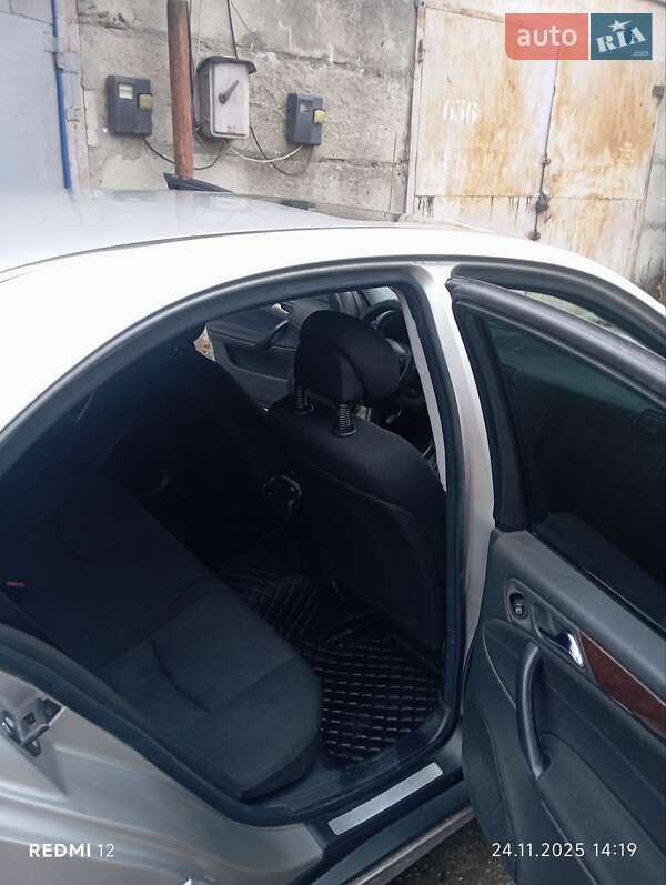 Седан Mercedes-Benz C-Class 2004 в Одесі