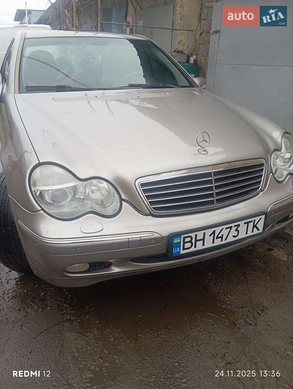 Седан Mercedes-Benz C-Class 2004 в Одесі
