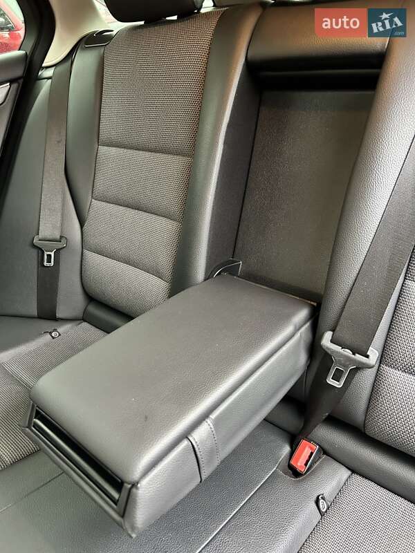 Універсал Mercedes-Benz C-Class 2012 в Сумах