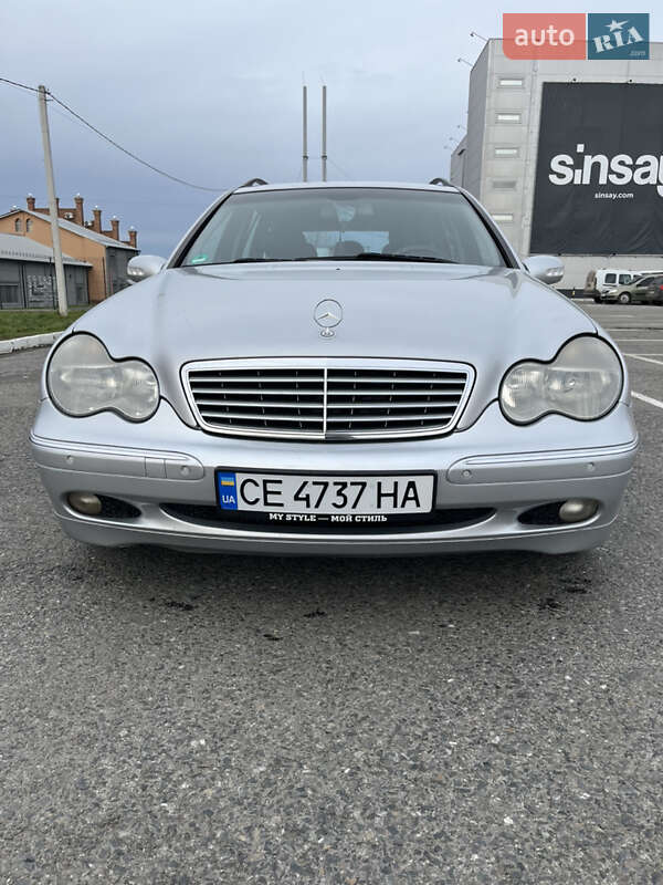 Універсал Mercedes-Benz C-Class 2003 в Чернівцях