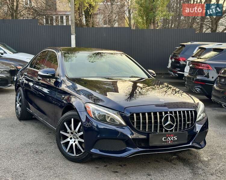 Седан Mercedes-Benz C-Class 2015 в Києві