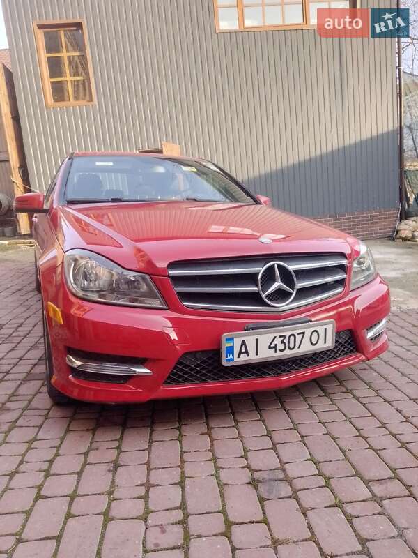 Седан Mercedes-Benz C-Class 2014 в Києві