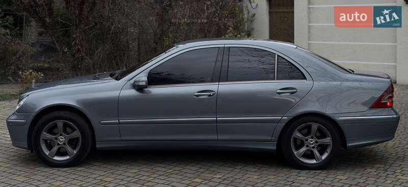 Седан Mercedes-Benz C-Class 2005 в Одесі