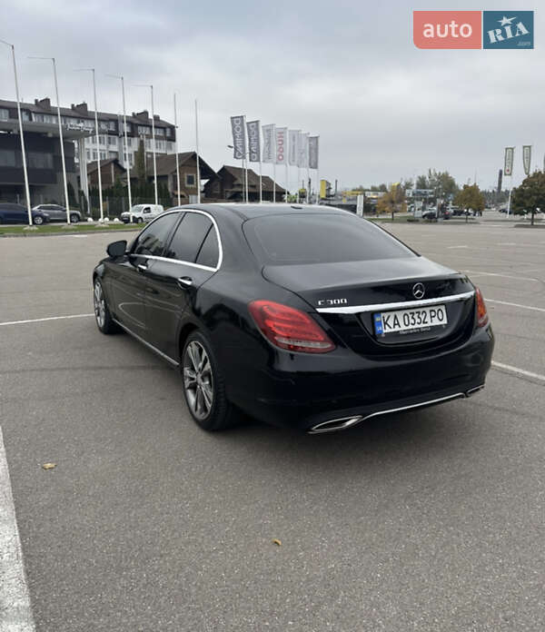 Седан Mercedes-Benz C-Class 2016 в Киеве