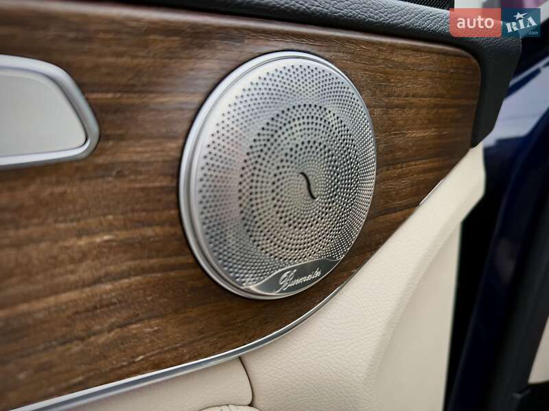 Седан Mercedes-Benz C-Class 2018 в Киеве