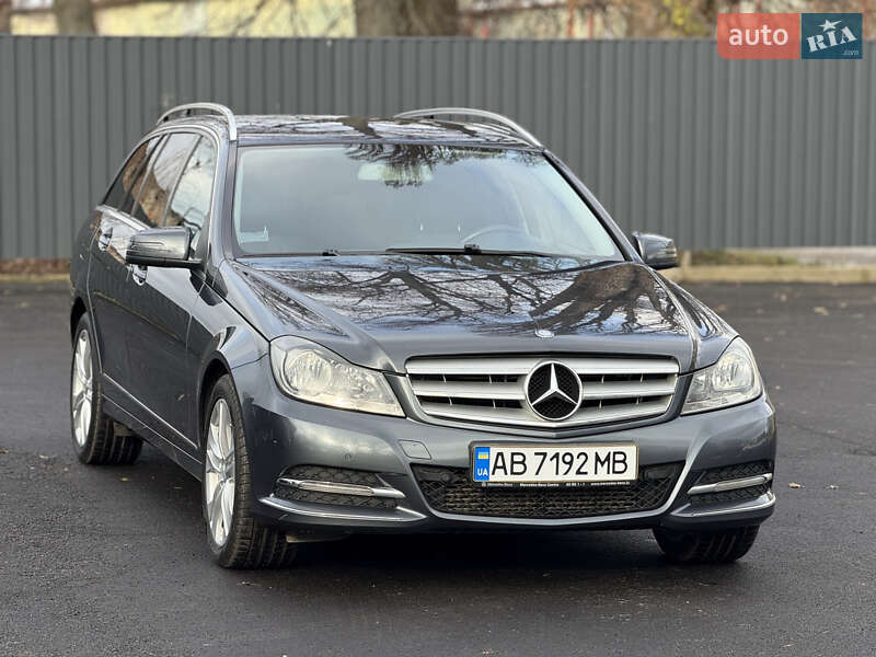 Універсал Mercedes-Benz C-Class 2012 в Вінниці