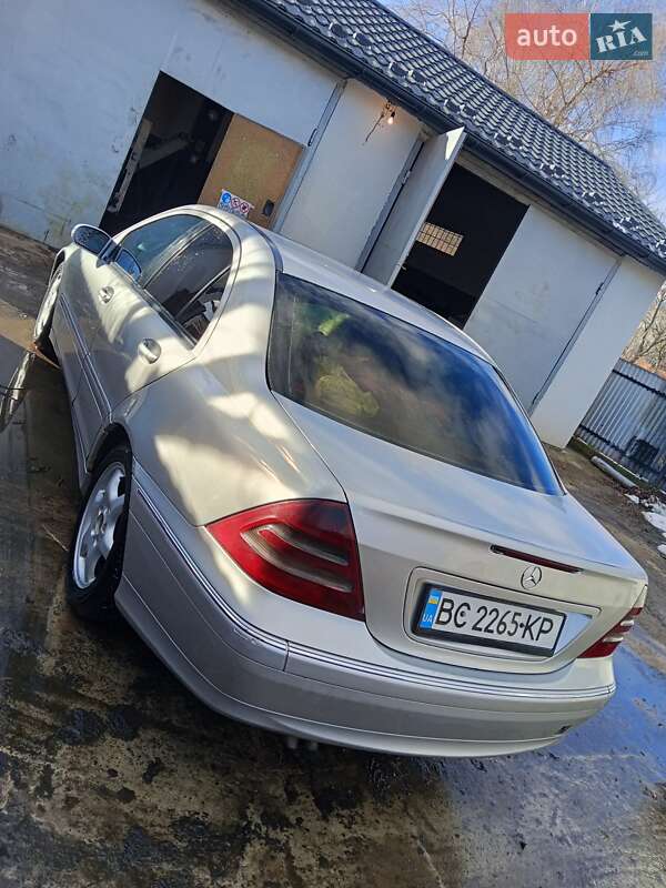 Седан Mercedes-Benz C-Class 2000 в Бориславе фото 3 Седан Mercedes-Benz C-Class 2000 в Бориславе