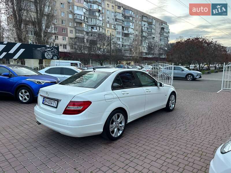 Седан Mercedes-Benz C-Class 2011 в Одесі