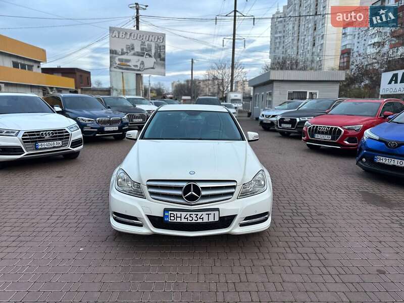 Седан Mercedes-Benz C-Class 2011 в Одесі