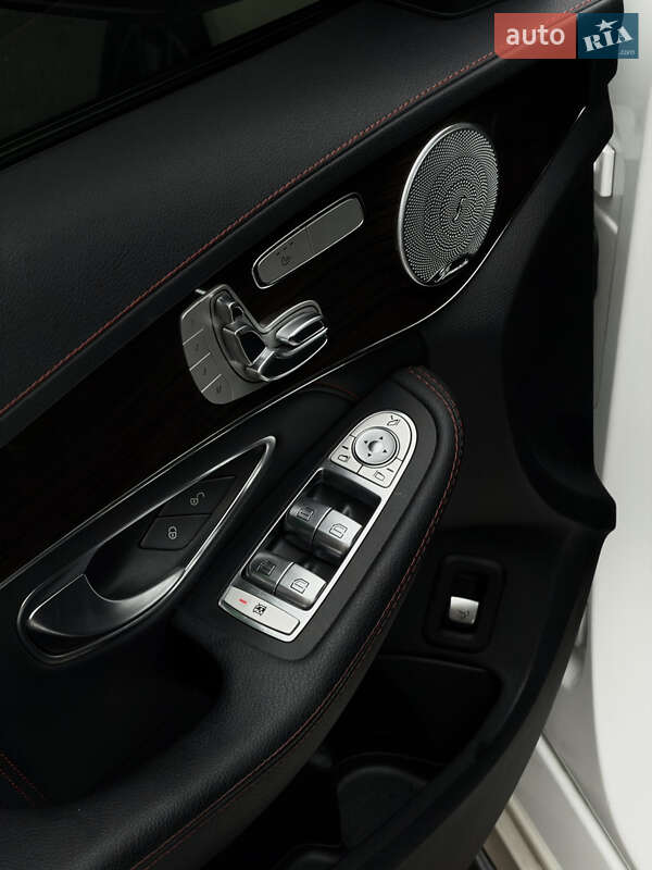 Седан Mercedes-Benz C-Class 2018 в Киеве