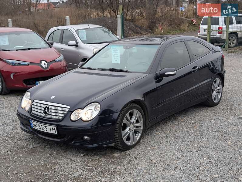 Купе Mercedes-Benz C-Class 2005 в Ровно