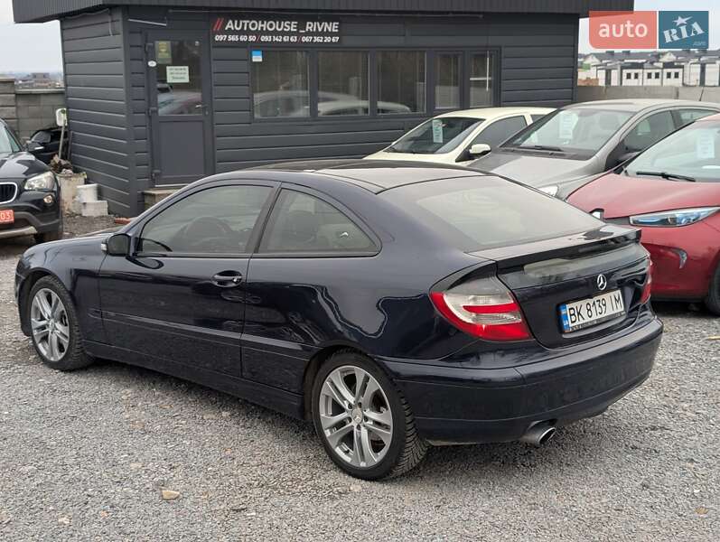 Купе Mercedes-Benz C-Class 2005 в Ровно