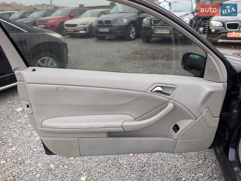 Купе Mercedes-Benz C-Class 2005 в Ровно