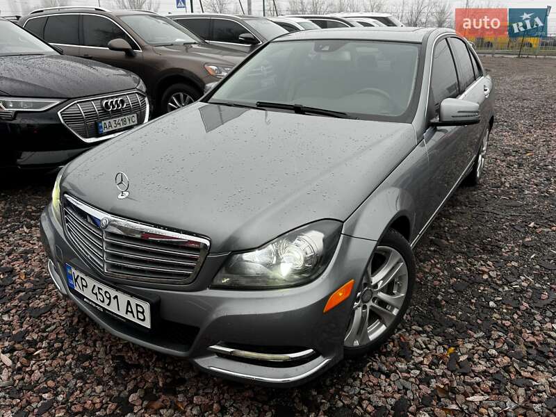 Mercedes-Benz C-Class 2013 Mercedes-Benz C-Class 2013