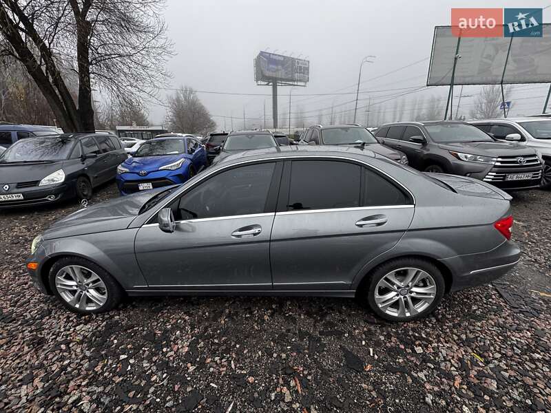 Седан Mercedes-Benz C-Class 2013 в Киеве