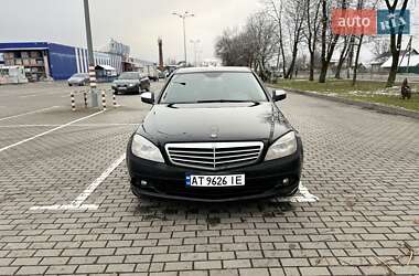 Седан Mercedes-Benz C-Class 2008 в Коломые