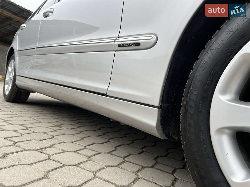 Седан Mercedes-Benz C-Class 2005 в Надвірній