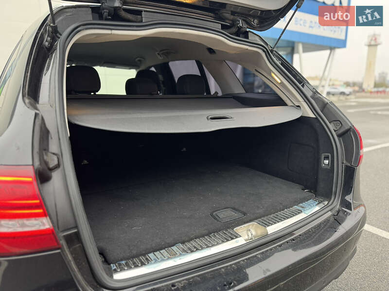 Універсал Mercedes-Benz C-Class 2015 в Києві фото 12 Універсал Mercedes-Benz C-Class 2015 в Києві