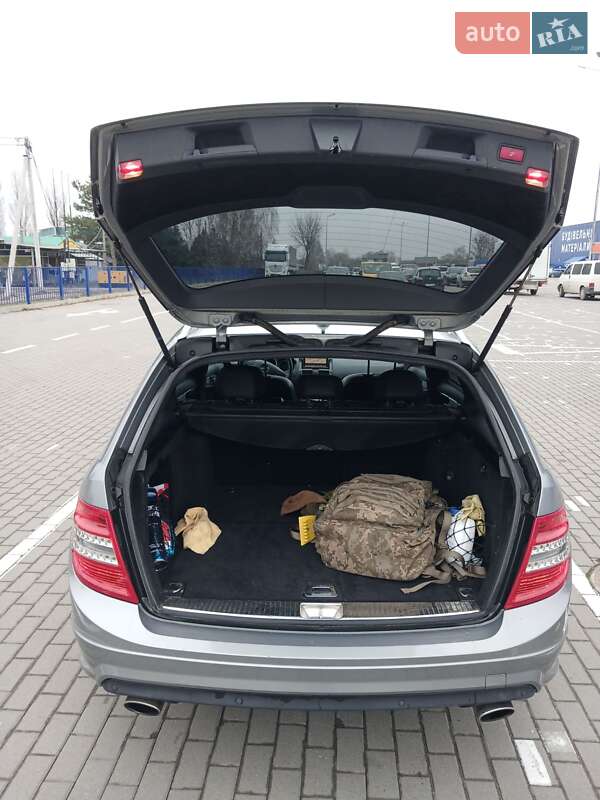 Универсал Mercedes-Benz C-Class 2010 в Ковеле