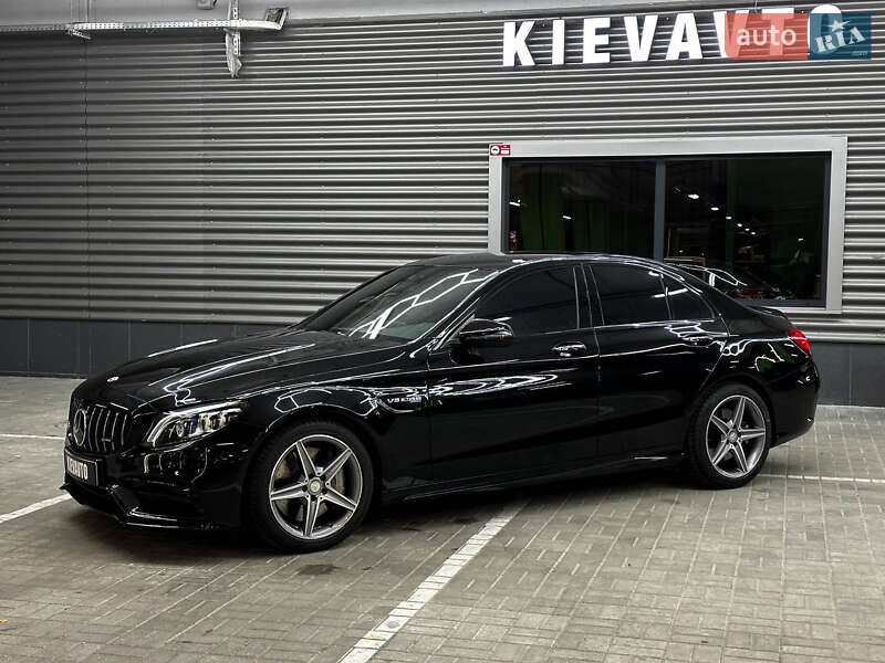 Седан Mercedes-Benz C-Class 2016 в Киеве