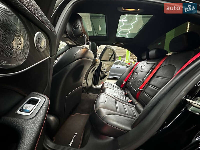 Седан Mercedes-Benz C-Class 2016 в Киеве
