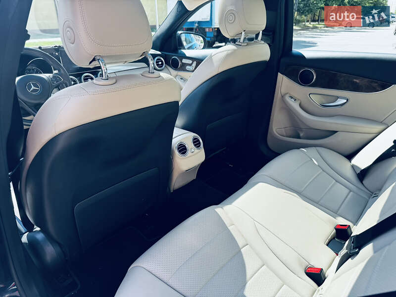 Седан Mercedes-Benz C-Class 2016 в Києві