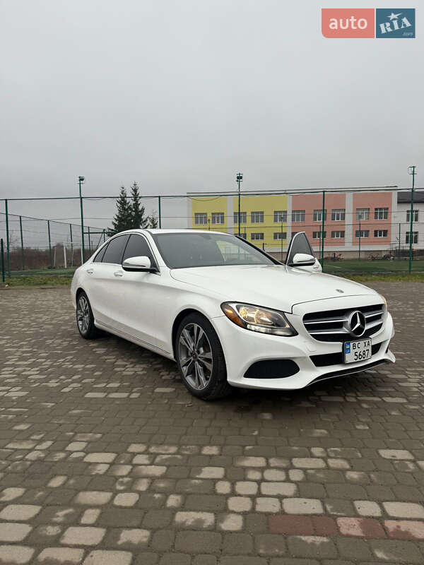 Седан Mercedes-Benz C-Class 2018 в Самборе