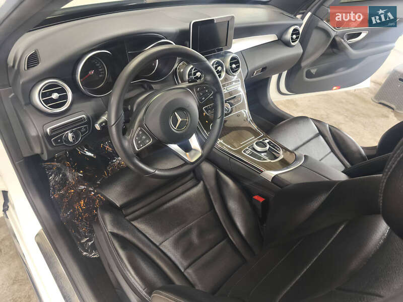 Седан Mercedes-Benz C-Class 2018 в Самборе