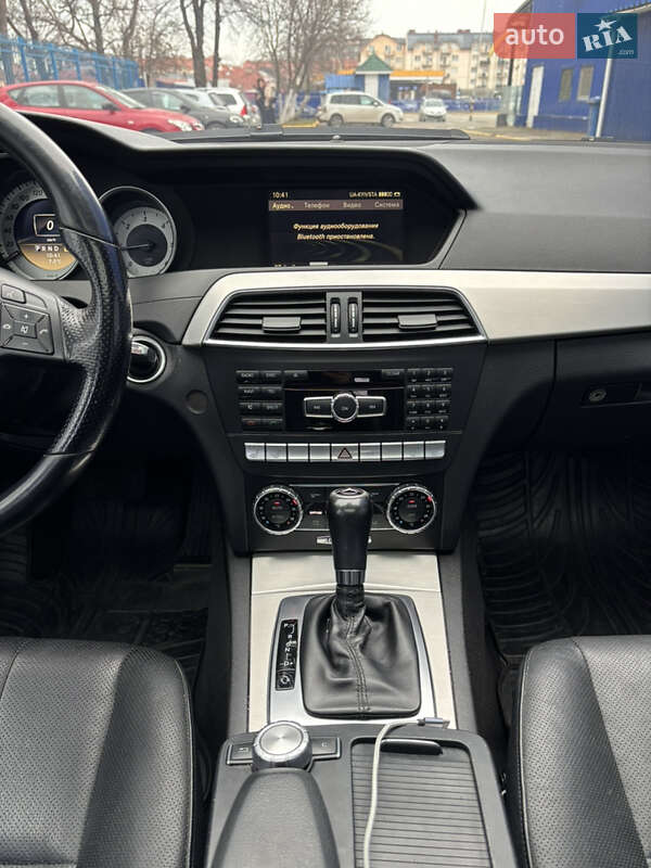 Универсал Mercedes-Benz C-Class 2012 в Ужгороде
