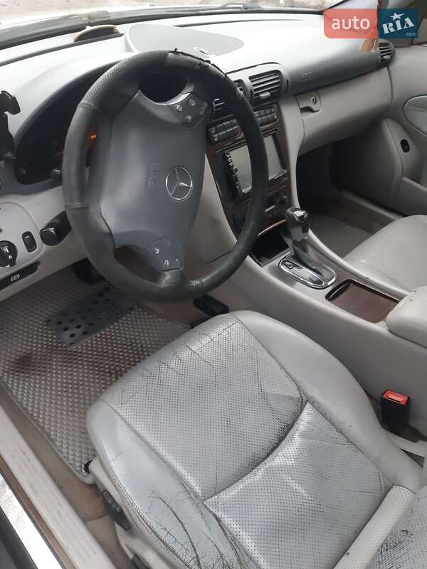 Седан Mercedes-Benz C-Class 2001 в Белгороде-Днестровском