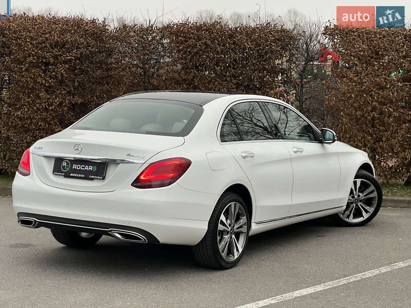 Седан Mercedes-Benz C-Class 2020 в Киеве