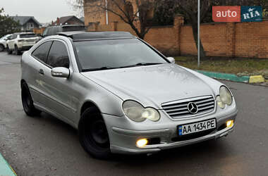 Купе Mercedes-Benz C-Class 2001 в Києві