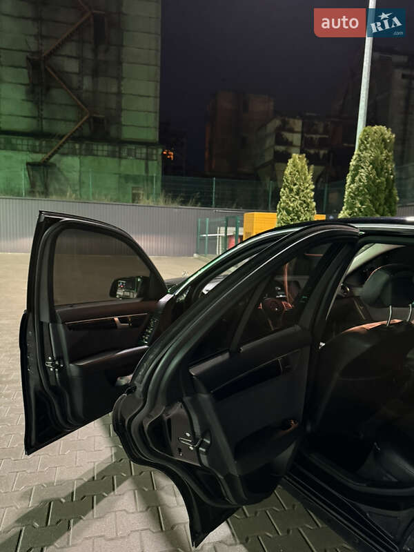 Седан Mercedes-Benz C-Class 2013 в Львове