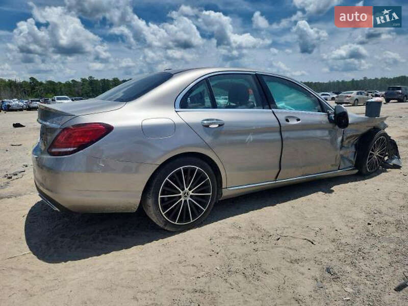 Седан Mercedes-Benz C-Class 2019 в Львові