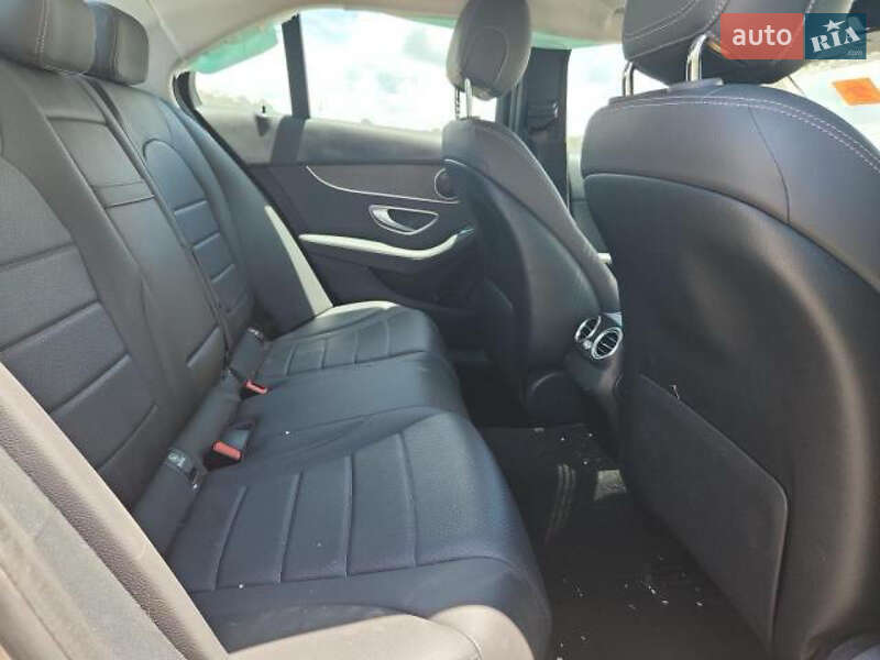 Седан Mercedes-Benz C-Class 2019 в Львові