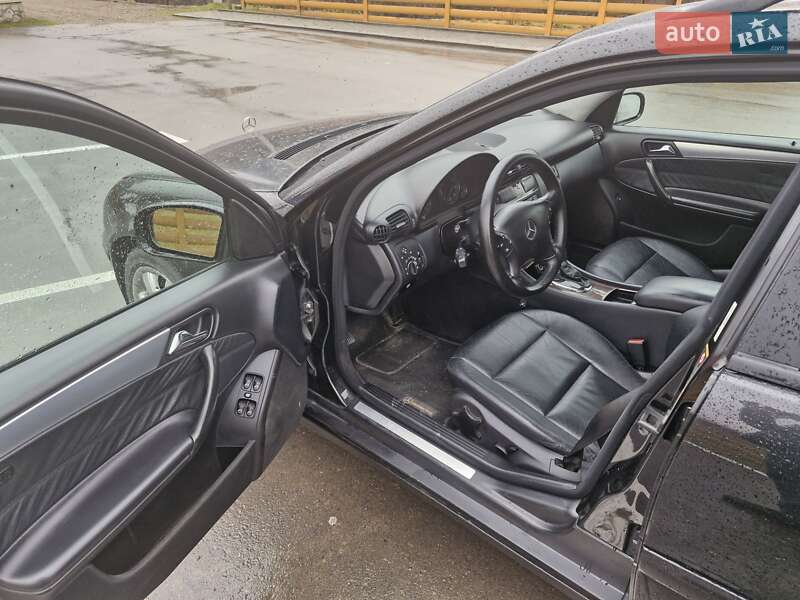 Универсал Mercedes-Benz C-Class 2005 в Верховине