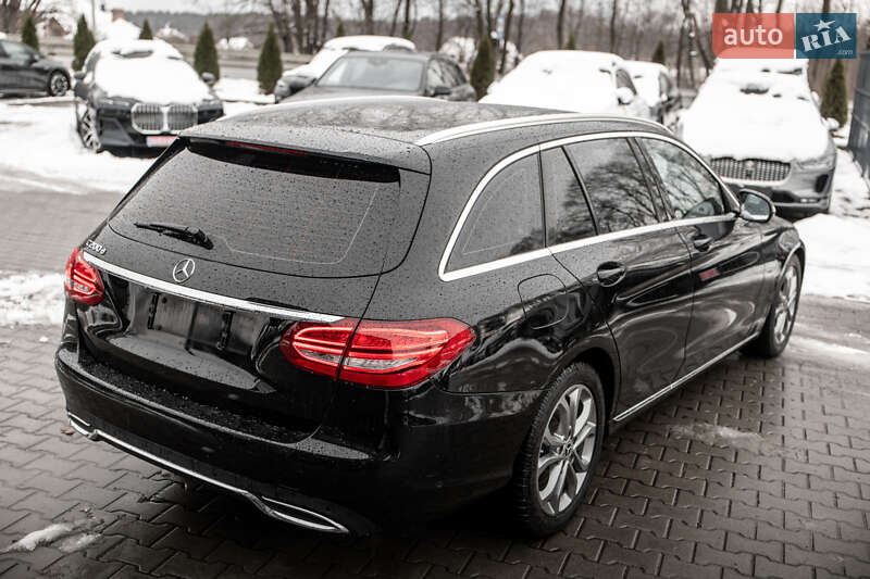 Універсал Mercedes-Benz C-Class 2017 в Львові фото 11 Універсал Mercedes-Benz C-Class 2017 в Львові