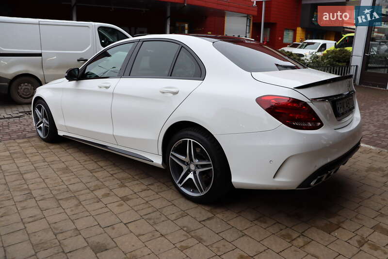 Седан Mercedes-Benz C-Class 2014 в Львове