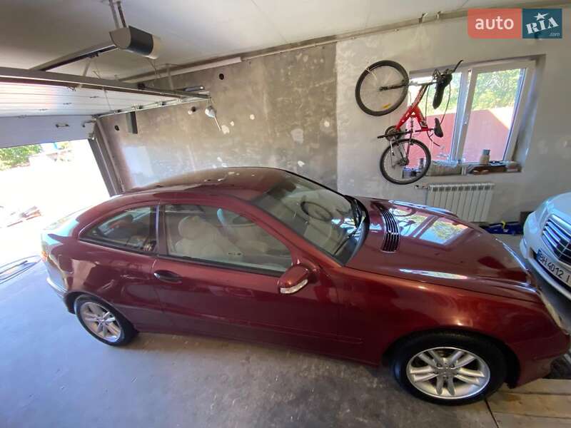 Купе Mercedes-Benz C-Class 2002 в Южном фото 2 Купе Mercedes-Benz C-Class 2002 в Южном