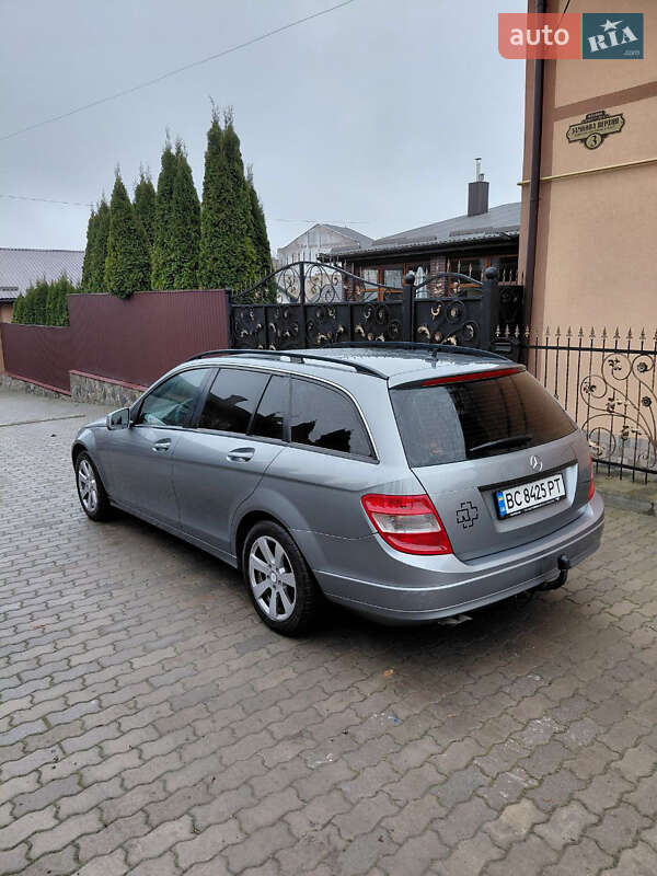 Универсал Mercedes-Benz C-Class 2009 в Сокале