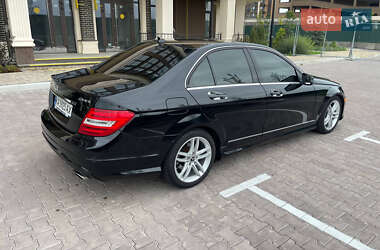 Седан Mercedes-Benz C-Class 2011 в Киеве