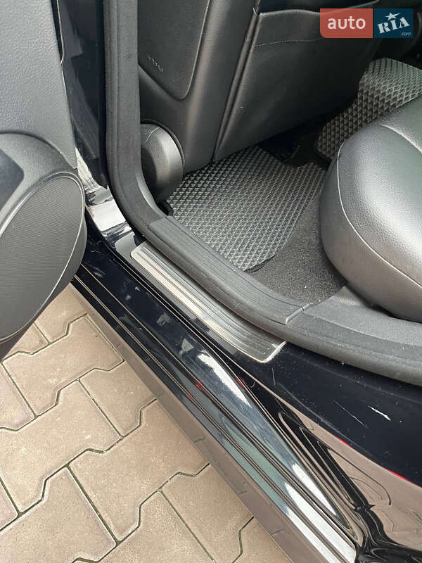 Седан Mercedes-Benz C-Class 2011 в Києві