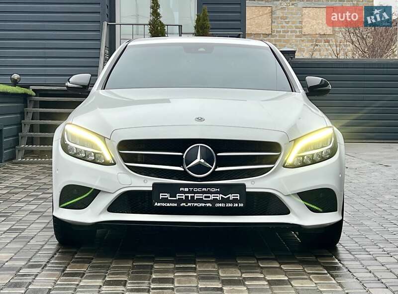 Седан Mercedes-Benz C-Class 2018 в Киеве фото 2 Седан Mercedes-Benz C-Class 2018 в Киеве